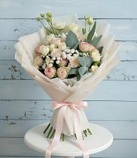 Букет цветов из:  Розы и Лизиантусы в Шемордан