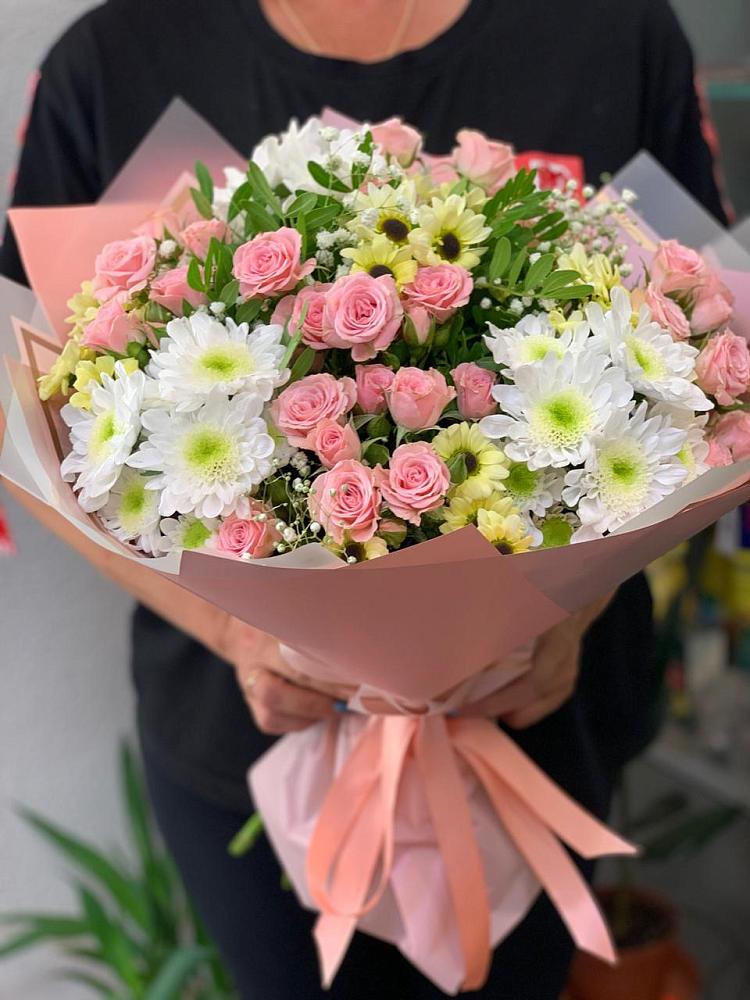 Букет цветов из: Розы и Хризантемы в Шемордан