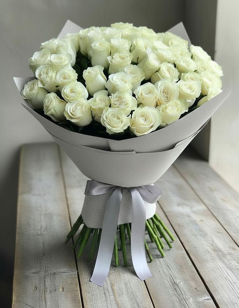 Букет 35 Белых роз в Шемордан
