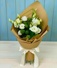 Букет цветов из:  Хризантемы и Лизиантусы в Шемордан