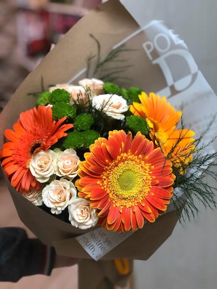 Букет цветов из: Герберы, Хризантемы и Розы в Шемордан
